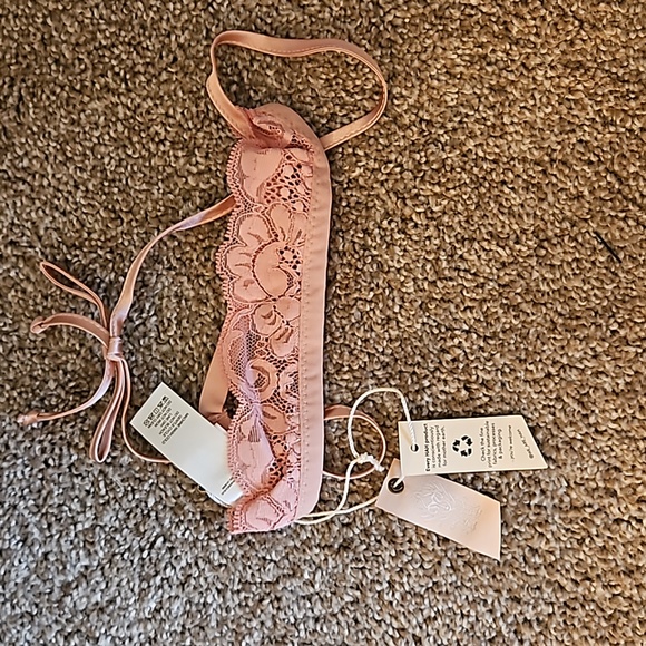 We are HAH x Free People Large Dusty Rose Lace Choker - Picture 2 of 4